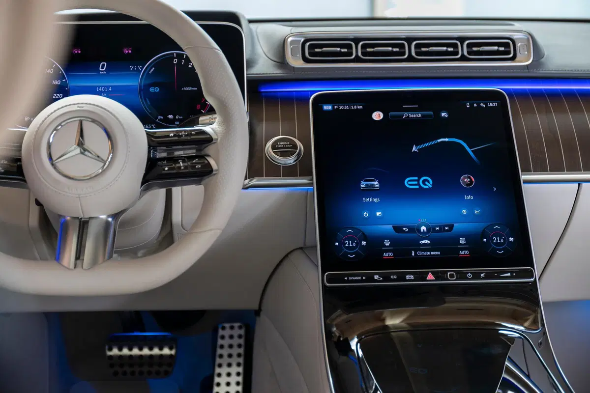 Mercedes Classe S580e | 510 CV plugin hybrid con 100 km di autonomia elettrica (27)