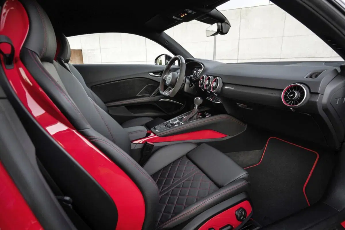 Audi TTS competition plus: voglia di corse (12)