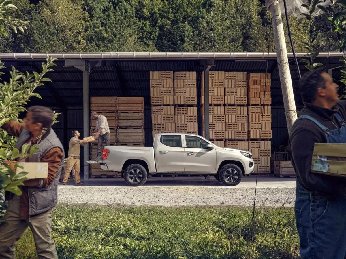 Peugeot Landtrek, in America il Leone ha il suo pick-up (24)