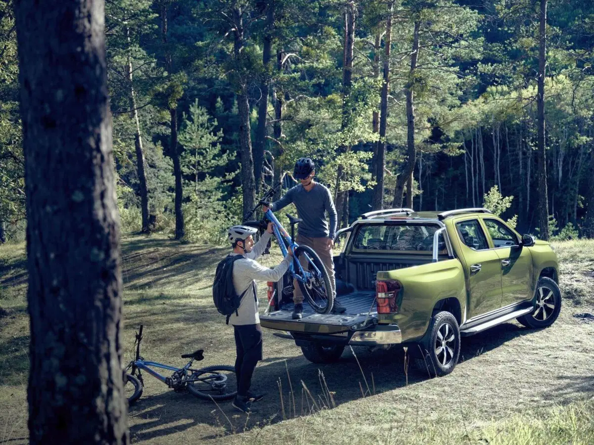 Peugeot Landtrek, in America il Leone ha il suo pick-up (25)
