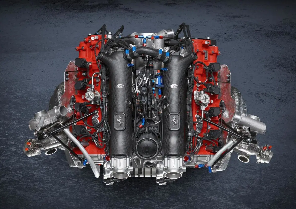 Ferrari 488 GT Modificata, per la pista ma senza limiti (5)
