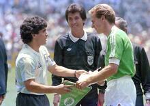 Diego Armando Maradona e Karl-Heinz Rummenigge, Porsche: il 3 a 2 diventa 4 a 6 [cilindri Audi Vs puro Flat-Six]