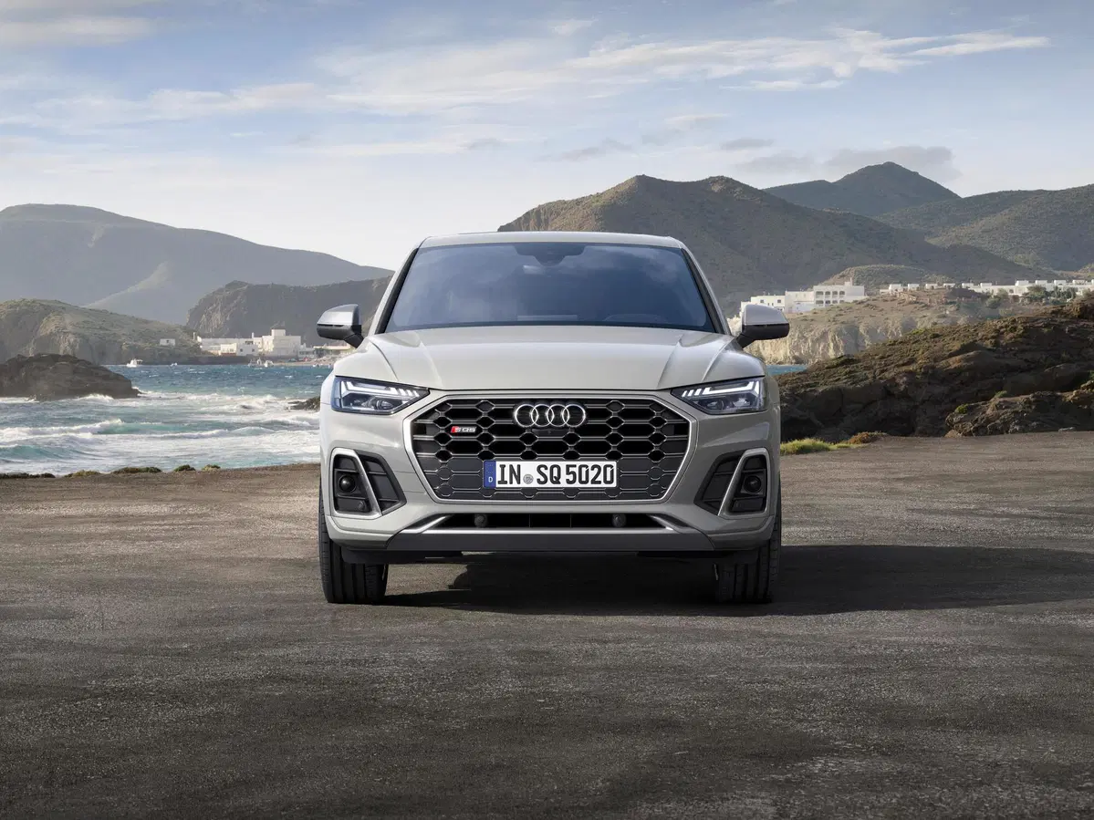 Audi SQ5 Sportback TDI, diesel da 341 CV per il SUV coupé (3)