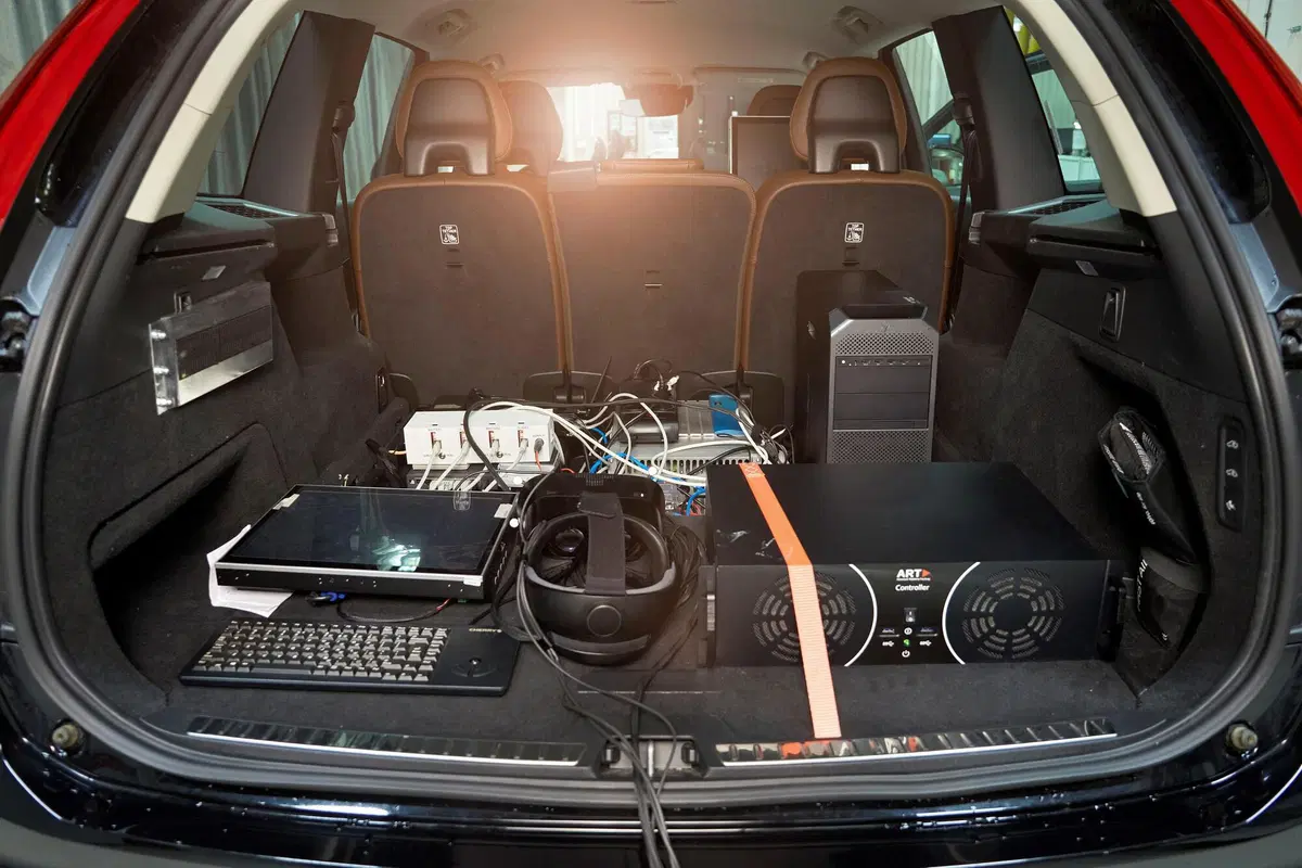 Volvo sta usando i videogiochi per creare le auto del futuro (7)