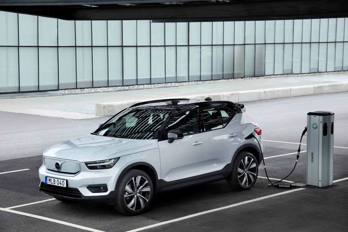 Volvo sta usando i videogiochi per creare le auto del futuro (7)
