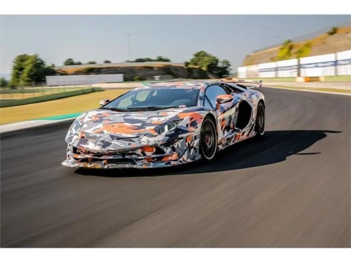 Supercar Plugin made in Emilia? No turbo? Nuova Lamborghini V12 PHEV [Aventador ibrida] (6)