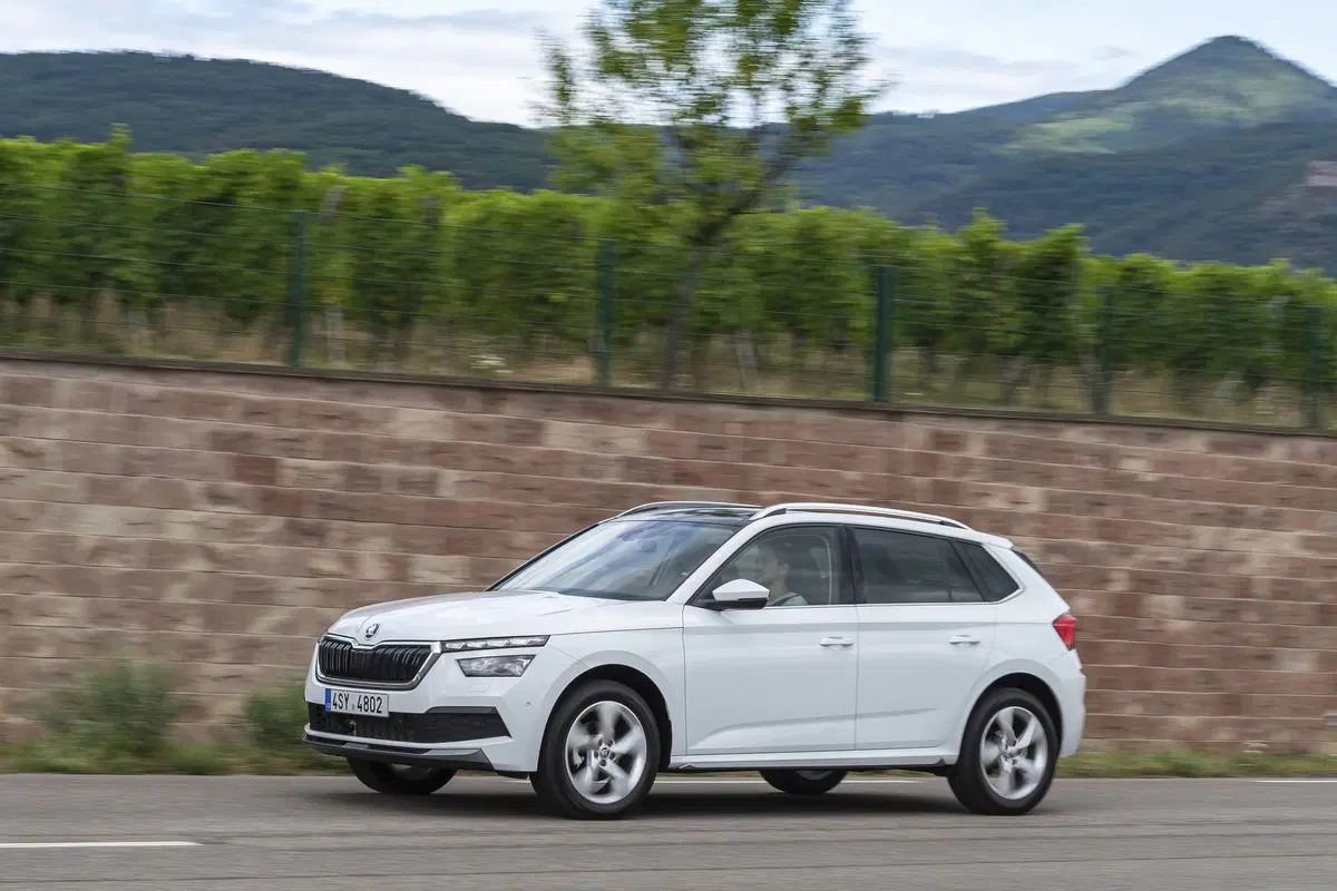Skoda Kamiq: spaziosa e tecnologicamente OK da 18.000 euro [Video] (11)