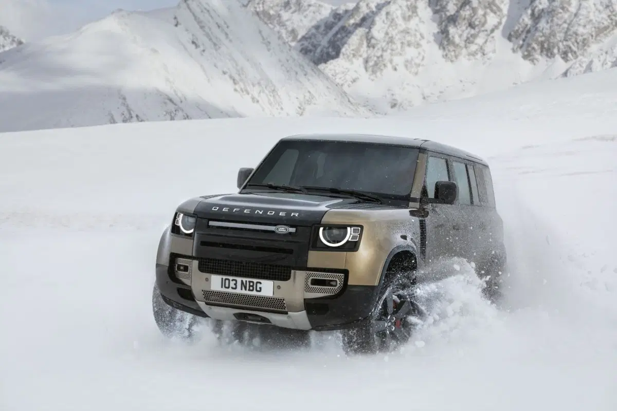 Nuovo Land Rover Defender: il ritorno della leggenda al Salone di Francoforte 2019