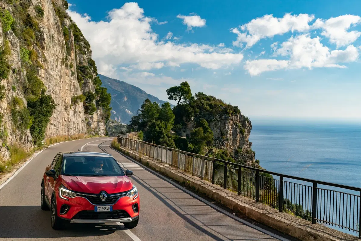 Renault Captur 2020, TEST: SUV compatto ancora più maturo [Video] (10)