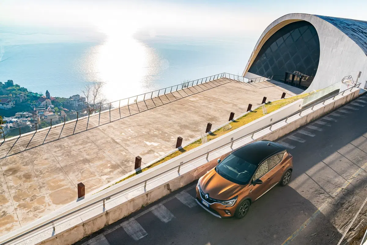 Renault Captur 2020, TEST: SUV compatto ancora più maturo [Video] (13)