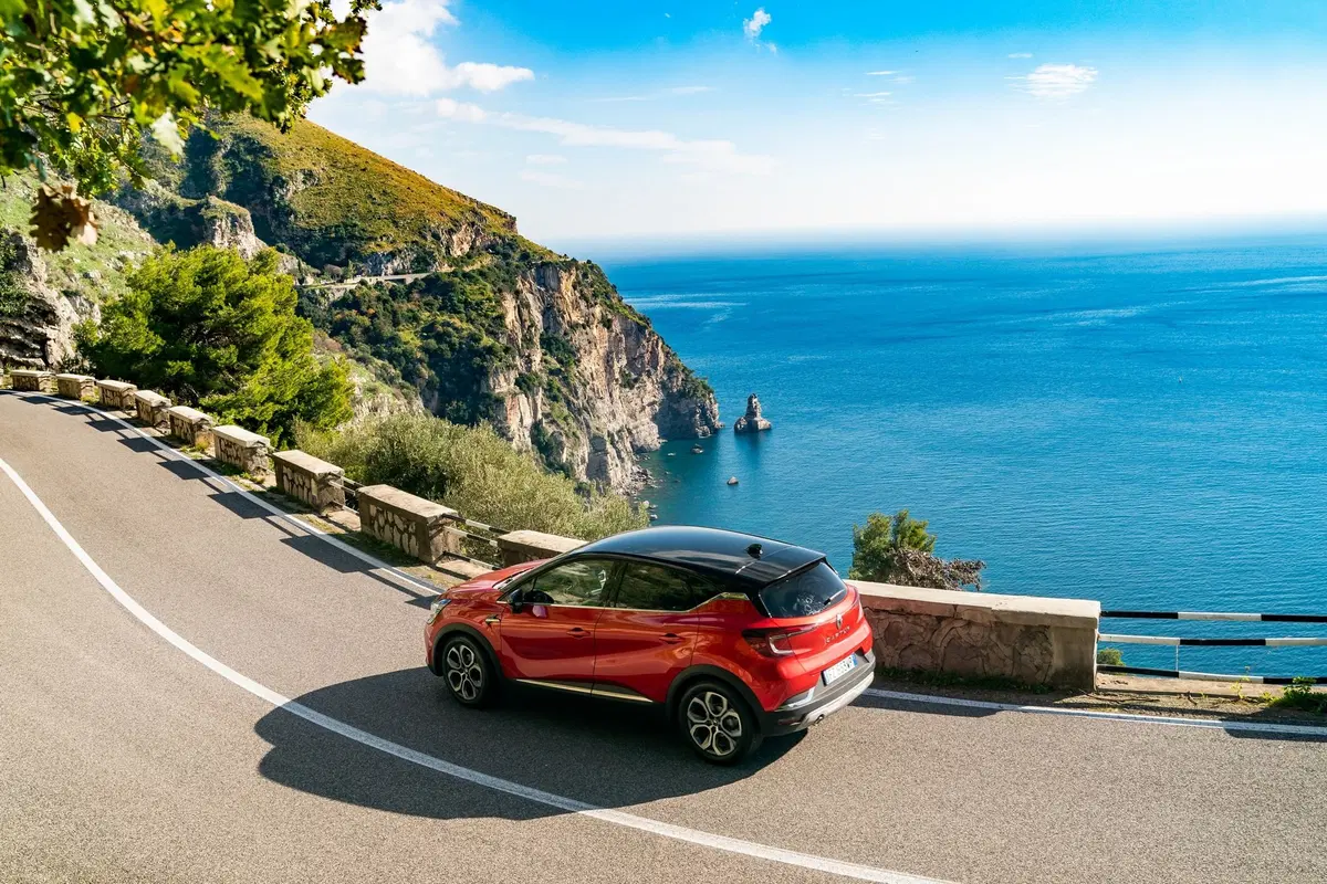 Renault Captur 2020, TEST: SUV compatto ancora più maturo [Video] (15)
