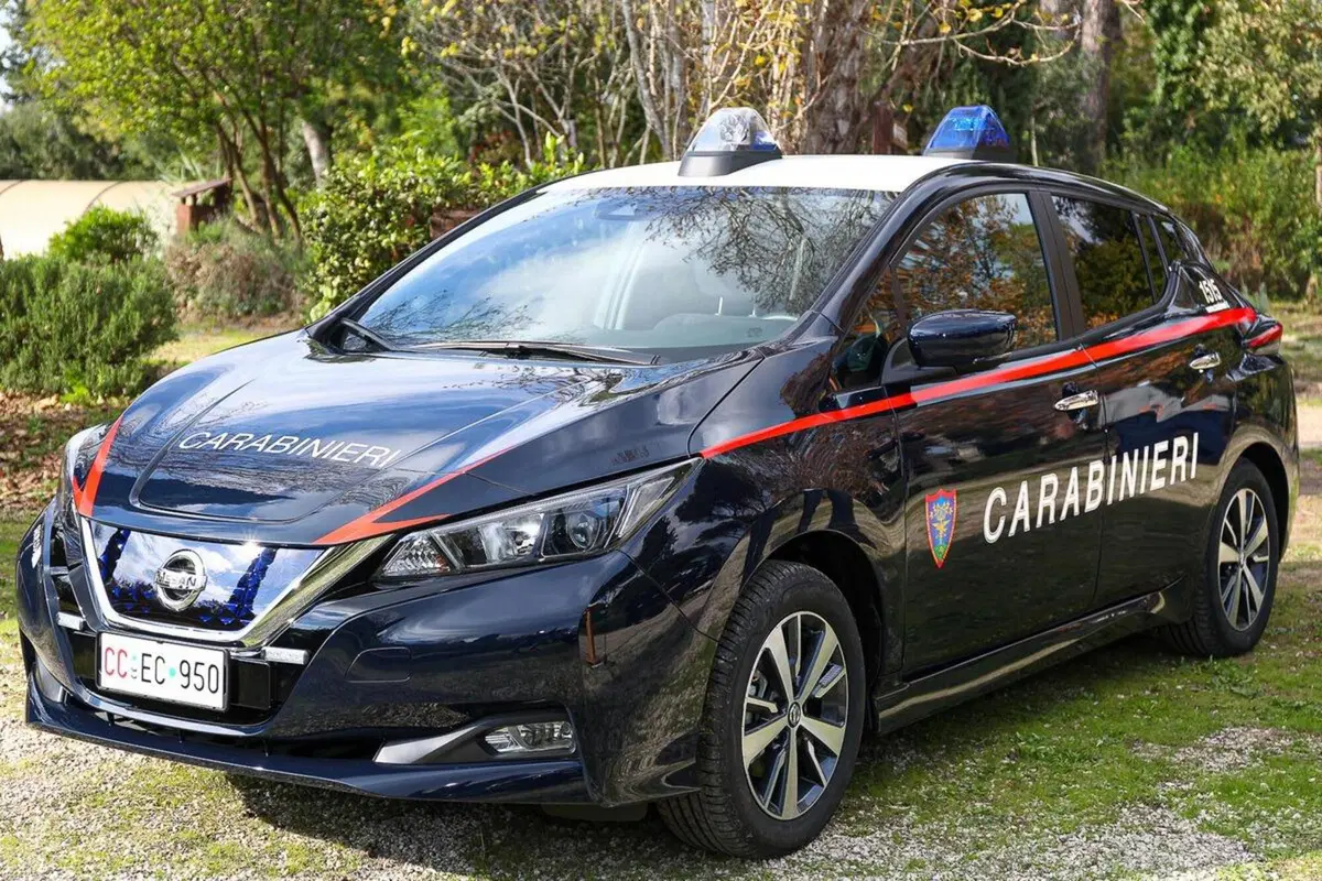 Auto elettriche per i Carabinieri: l'Arma sceglie la Nissan Leaf (9)