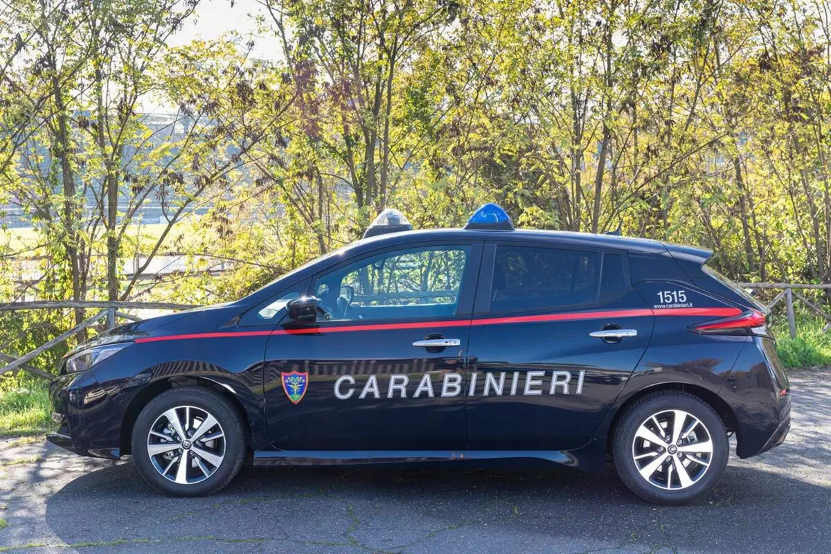 Auto elettriche per i Carabinieri: l'Arma sceglie la Nissan Leaf (12)