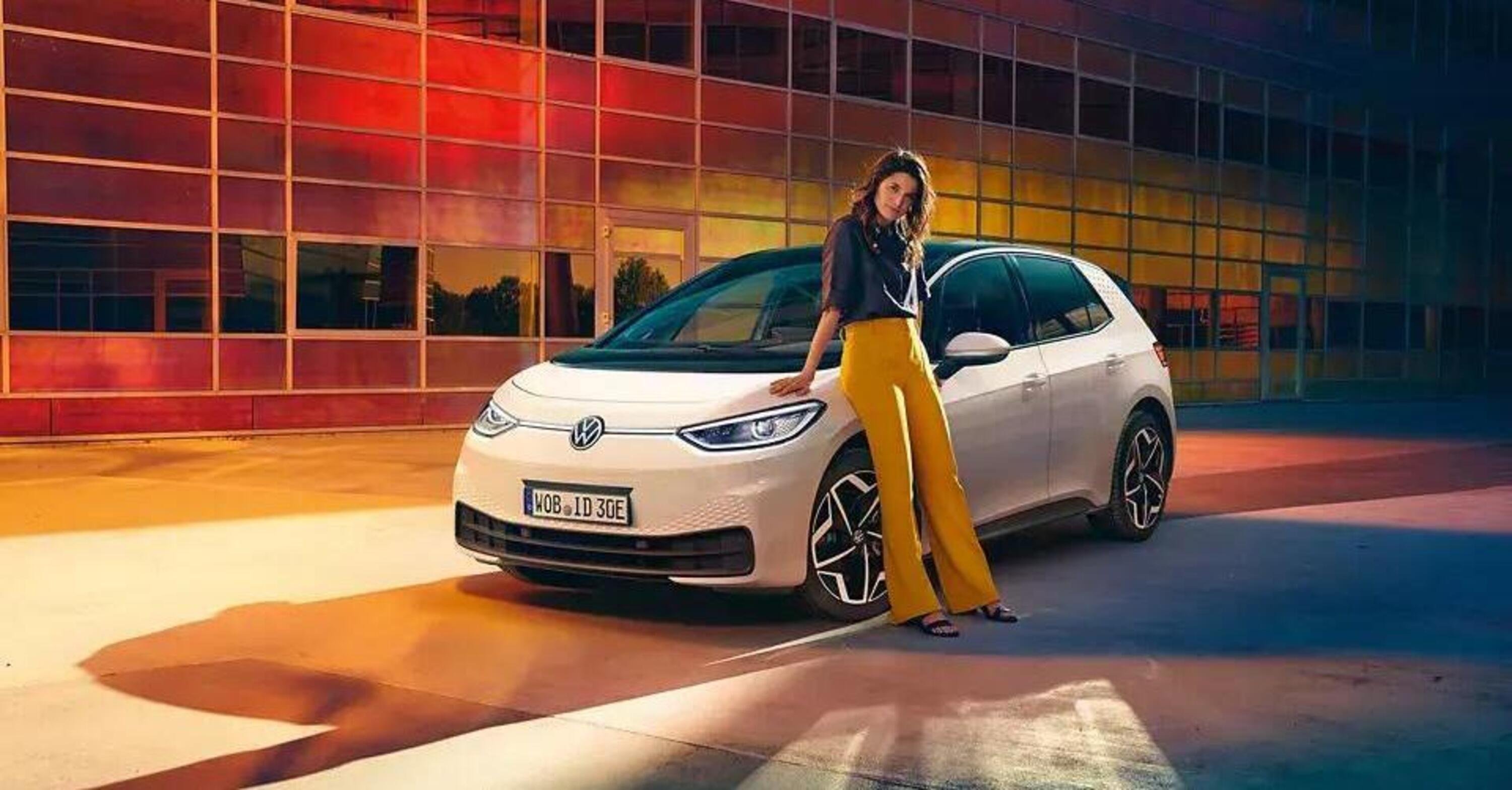 Auto elettriche, Boom di vendite in Europa: la nuova regina &egrave; la ID.3, poi Zoe e Kona