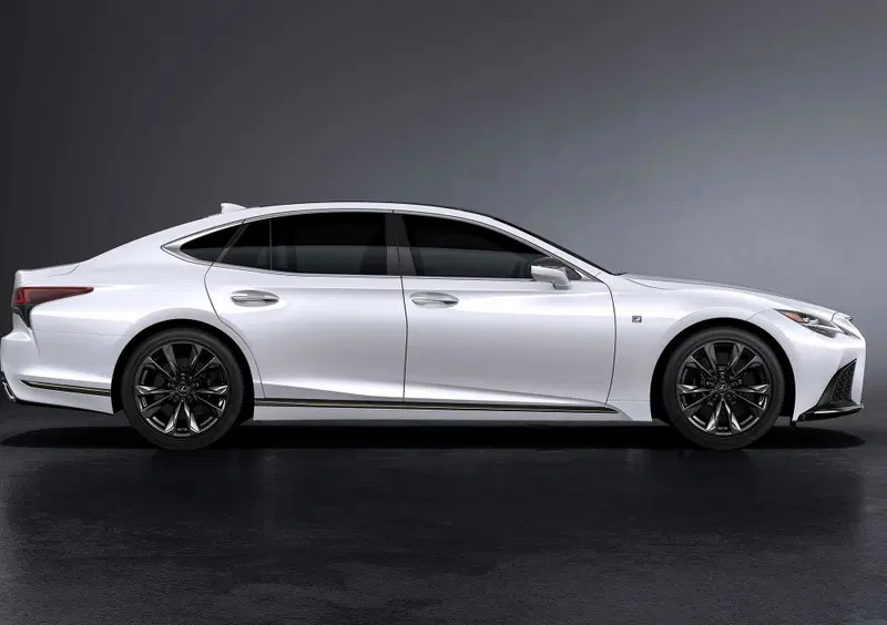 Lexus LS (2017-->>) (2)