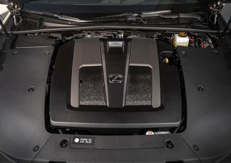 Lexus LS (2017-->>) (25)