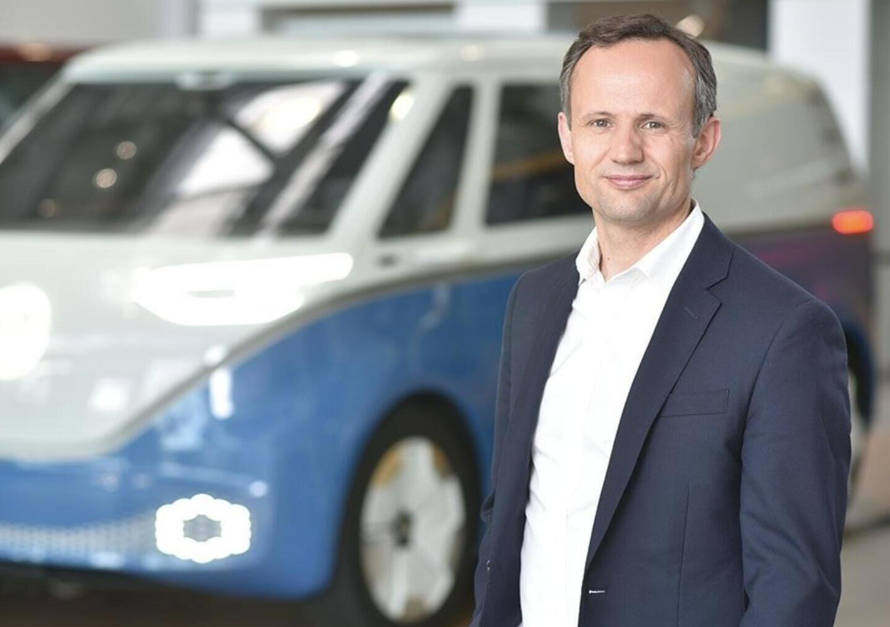 Alex Hitzinger, Volkswagen: &quot;Il futuro dell&#039;industria automotive? Sar&agrave; un affare per pochi&quot;