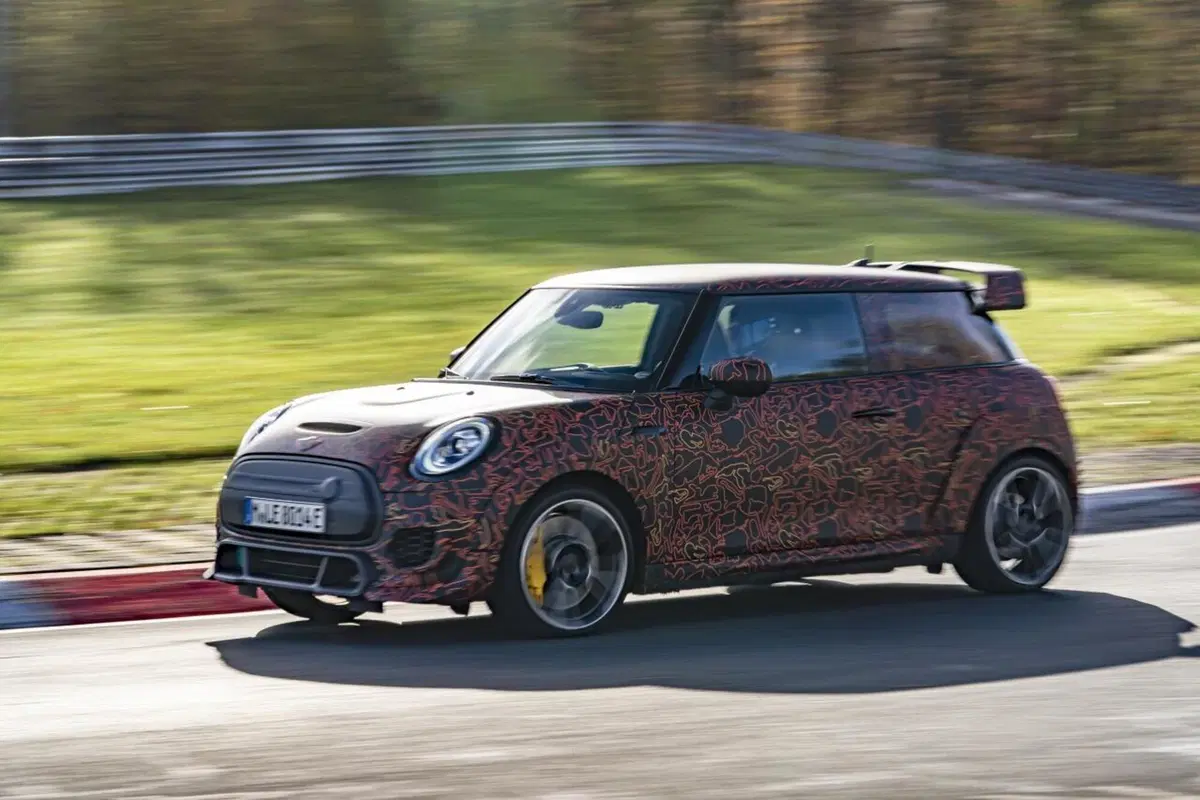 Mini: in arrivo le John Cooper Works elettriche (3)