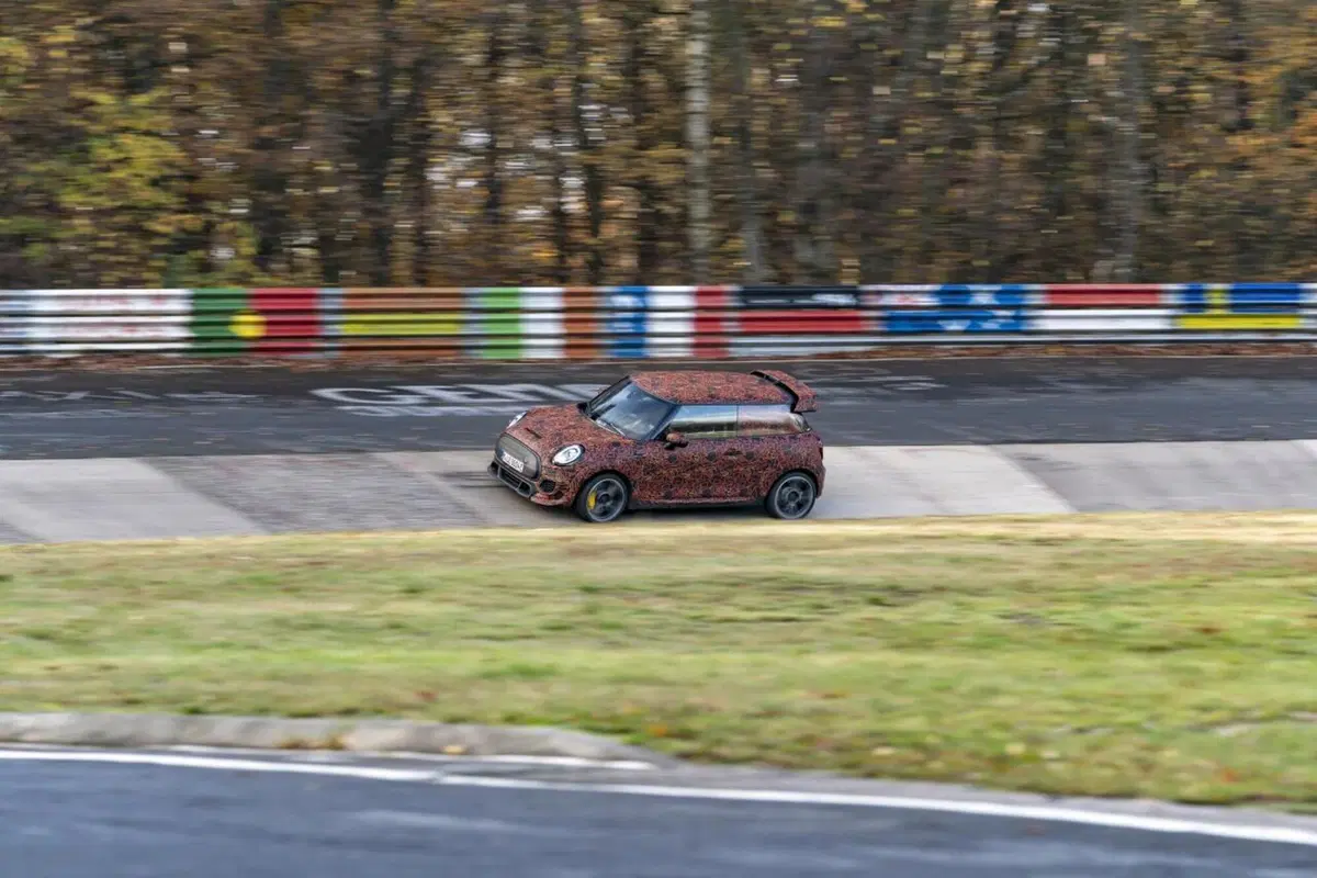 Mini: in arrivo le John Cooper Works elettriche (8)