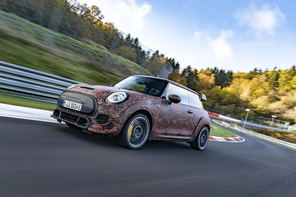 Mini: in arrivo le John Cooper Works elettriche (9)