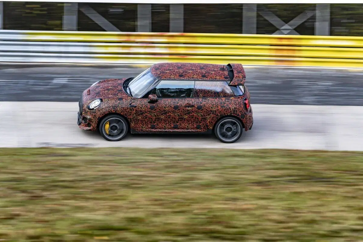 Mini: in arrivo le John Cooper Works elettriche (11)