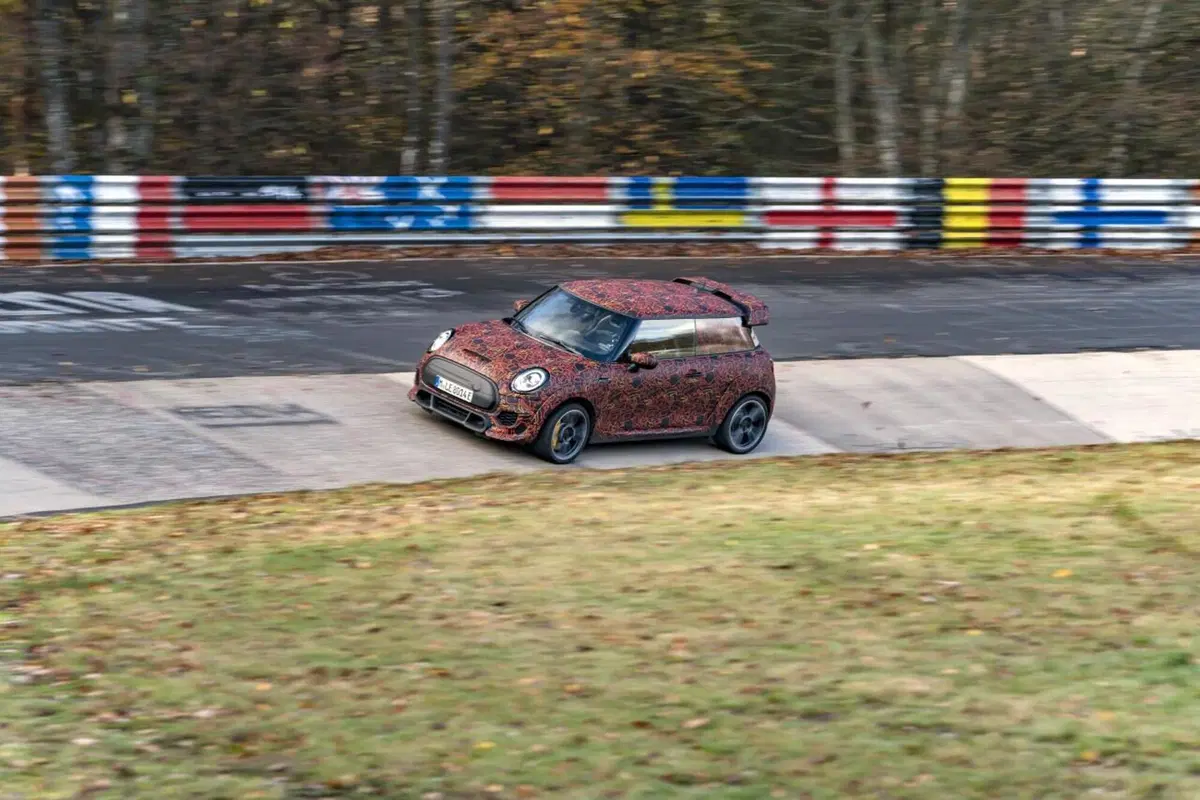 Mini: in arrivo le John Cooper Works elettriche (12)
