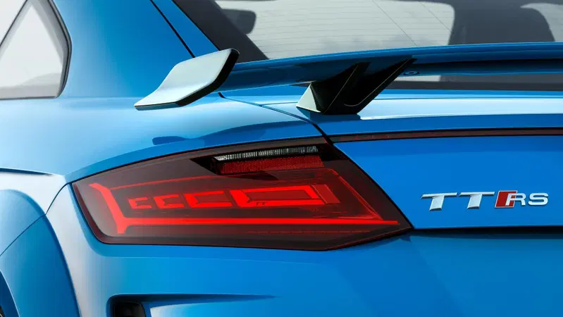 Audi: DMD e OLED, quando le luci &ldquo;parlano&ldquo;