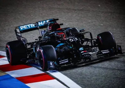 F1, GP Sakhir 2020, FP2: Russell al top