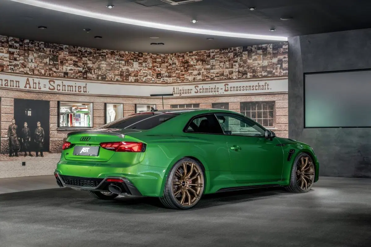 Berlina tedesca da sparo, Tuning massimo: ABT RS5 2020  (3)