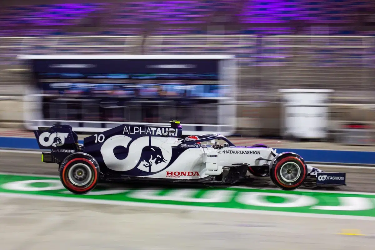 F1, GP Sakhir 2020: Perez corona il suo sogno  (46)
