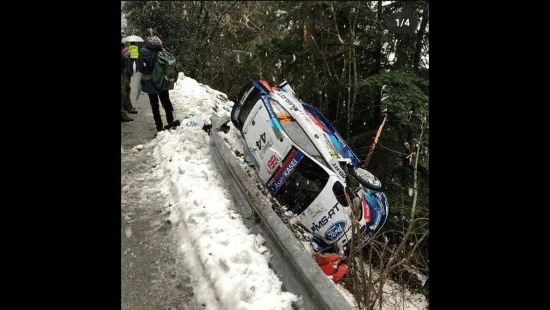 WRC Italia, Monza con troppa neve e ghiaccio: ribaltamento iridato nelle valli sfonda guard-rail [video amatoriale]