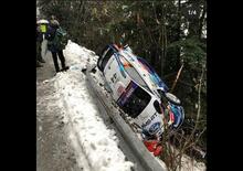 WRC Italia, Monza con troppa neve e ghiaccio: ribaltamento iridato nelle valli sfonda guard-rail [video amatoriale]