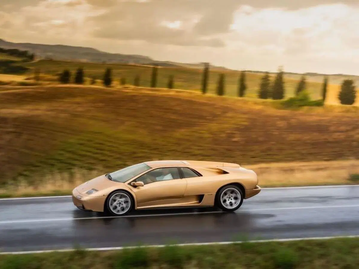 La Lamborghini Diablo compie 30 anni (5)