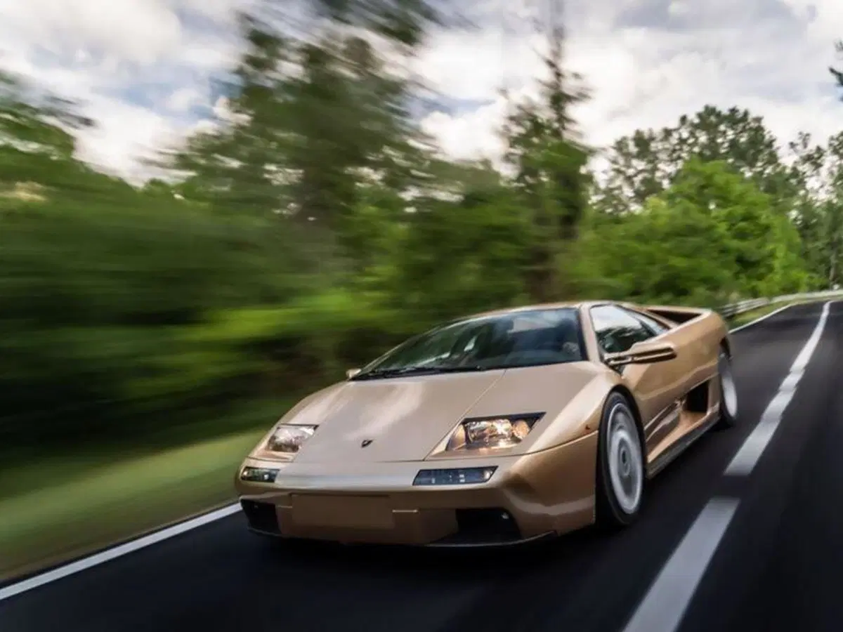 La Lamborghini Diablo compie 30 anni (6)