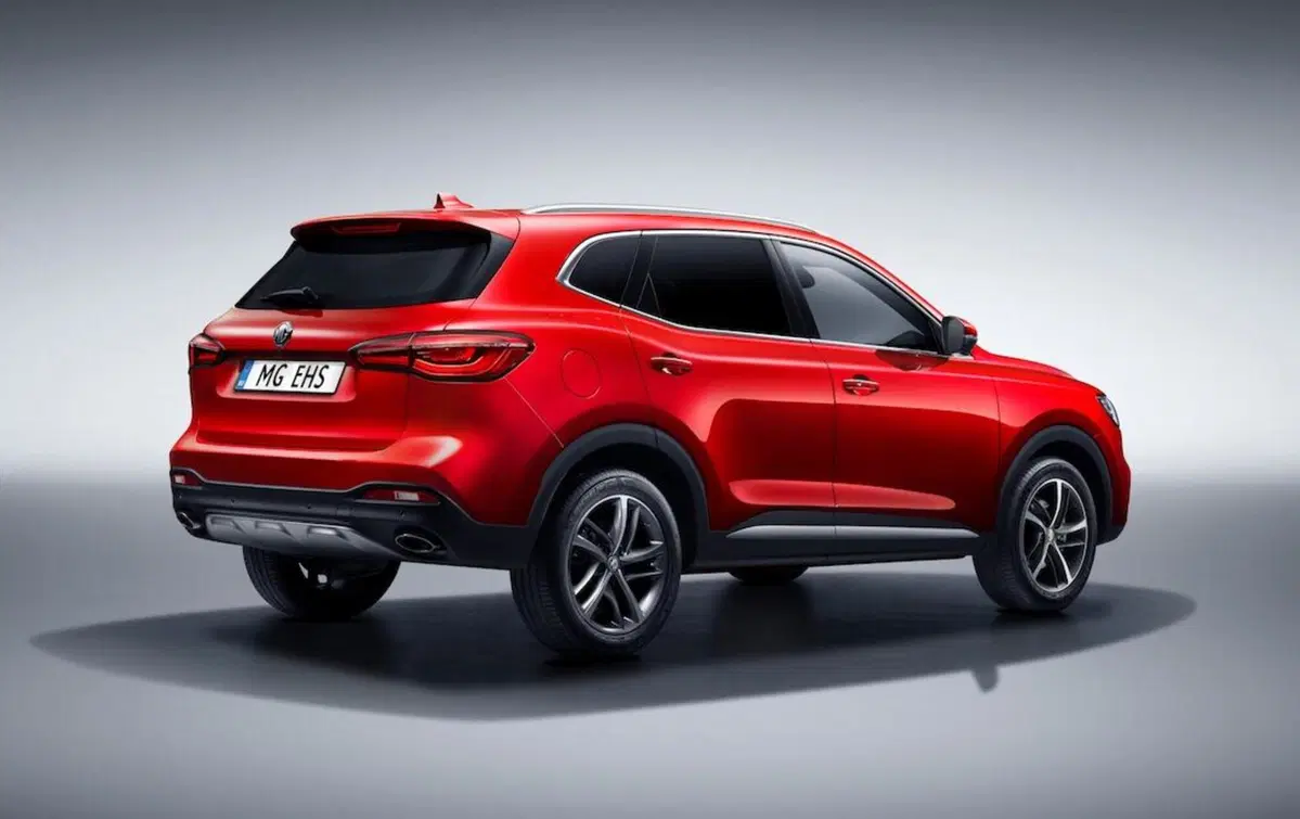 La MG auto rinasce anche in Italia: ecco il Crossover Plugin EHS con il 1.5 ibrido [video] (9)