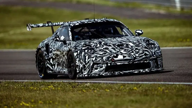 Porsche 911 GT3 Cup 2021: ultimi ritocchi alla serie 992 da gara