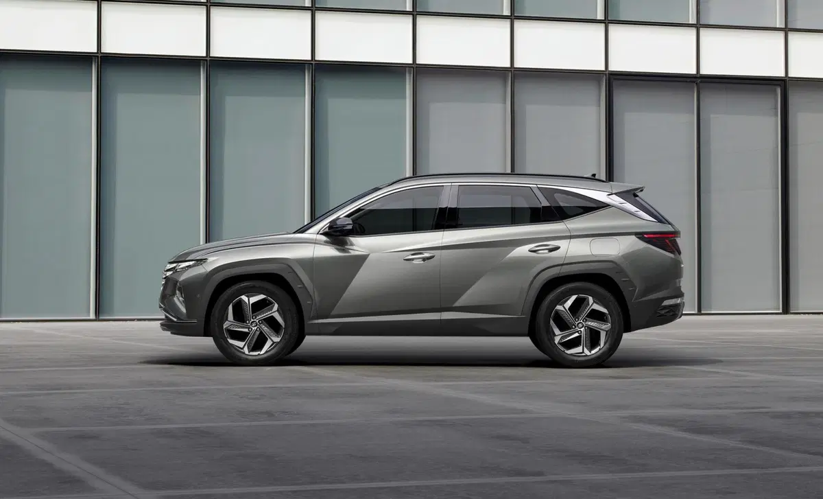 Hyundai Tucson 1.6 hev Xline 4wd auto (28)