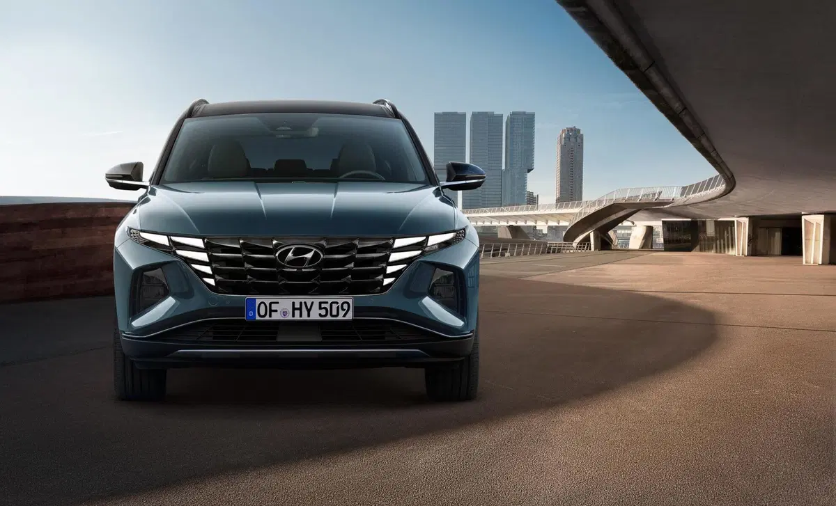 Hyundai Tucson 1.6 hev Xline 4wd auto (29)