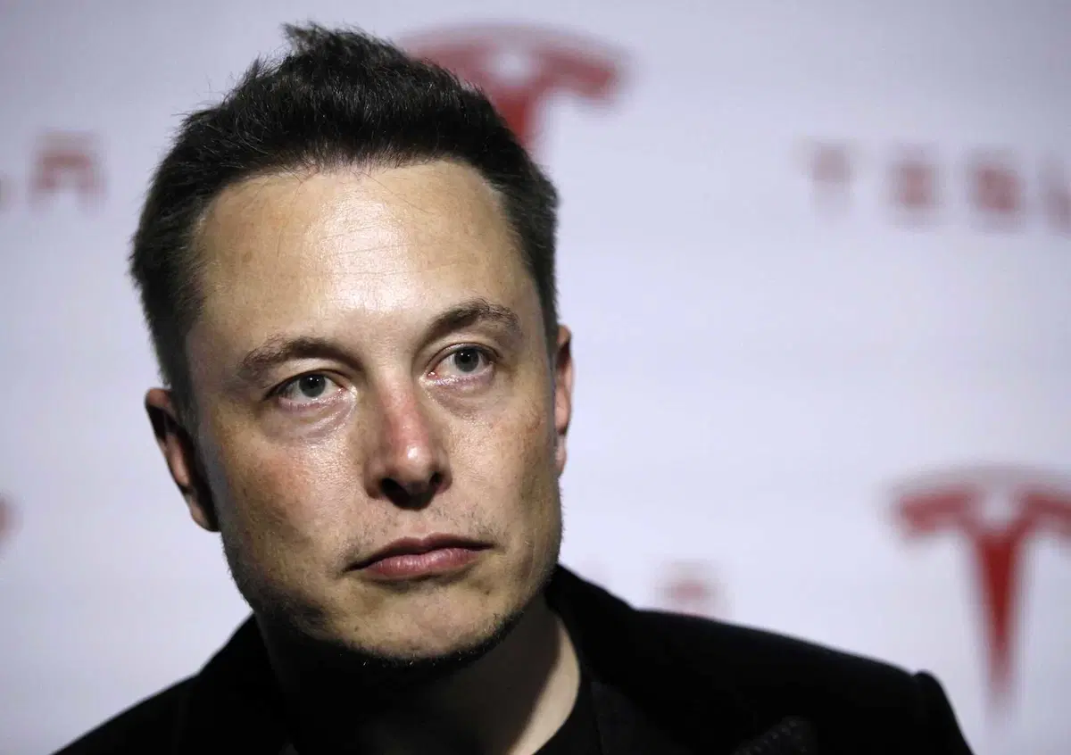 L'ultima di Elon Musk: &laquo;Vendo tutto e costruisco su Marte&raquo;