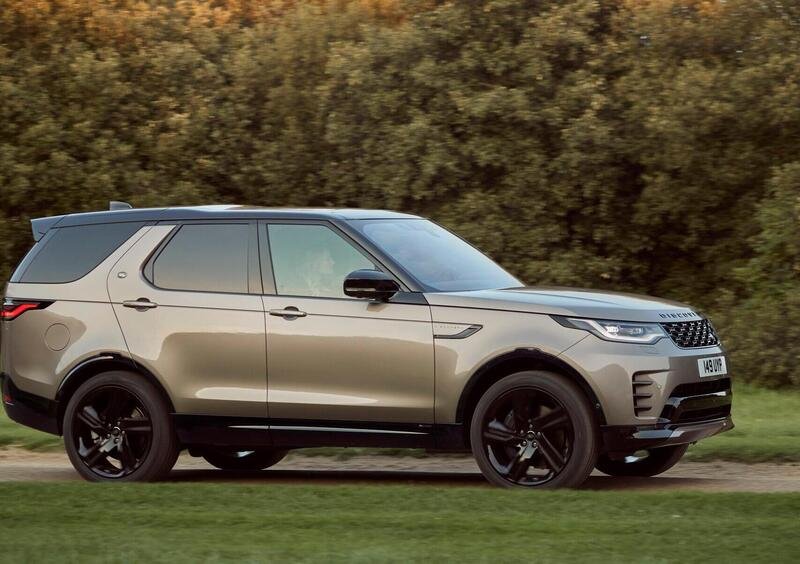 Land Rover Discovery (2016-->>) (2)