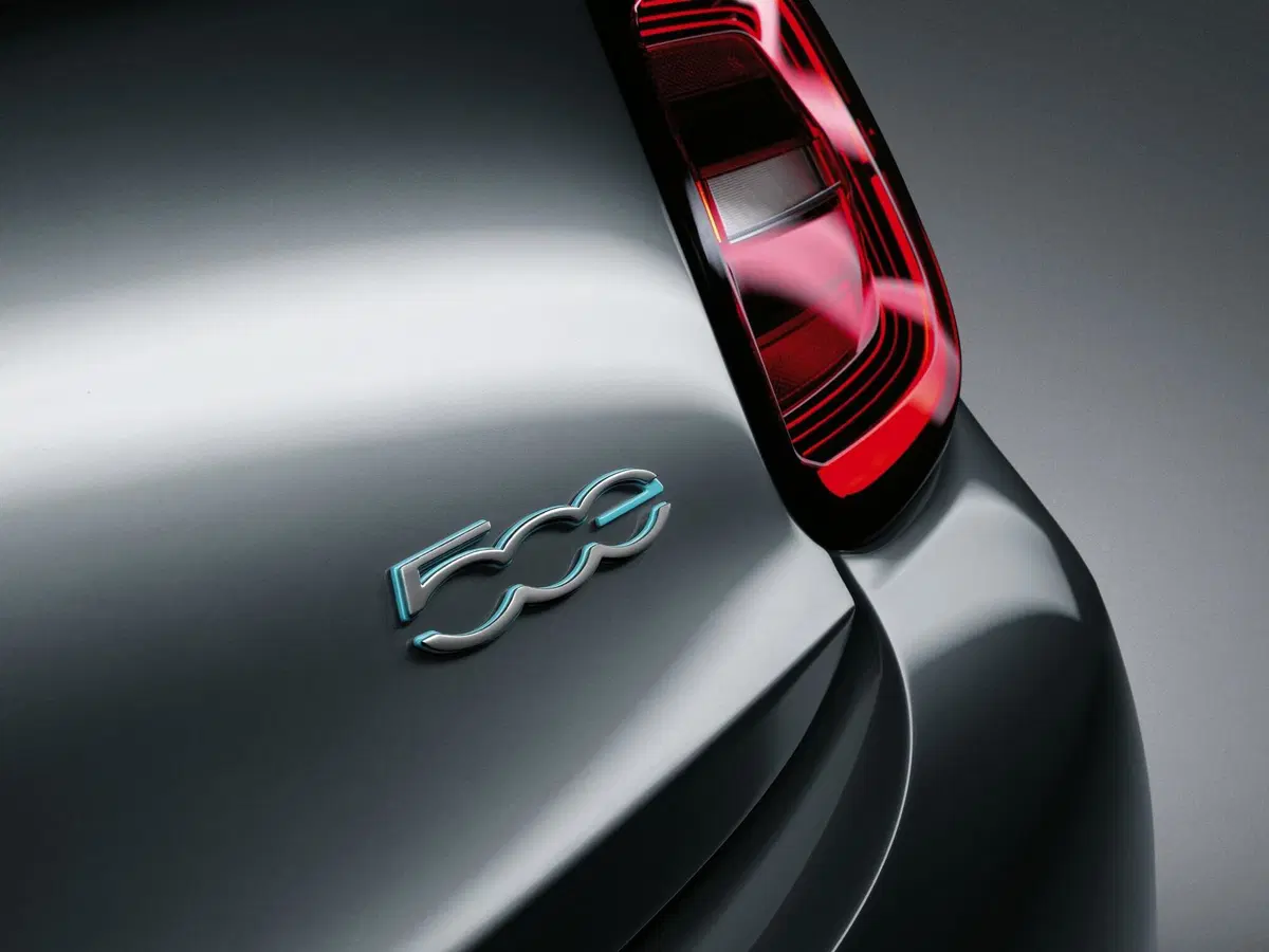 Fiat 500 Cabrio 2020  (15)