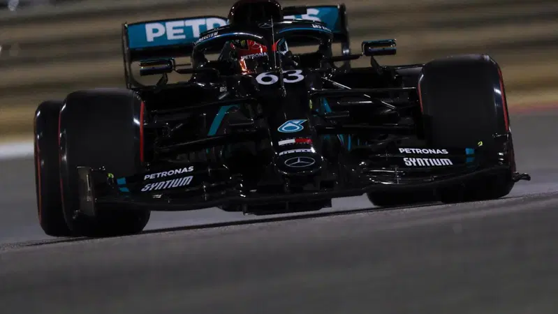 F1, Mercedes campione di simpatia sui social: l'ironia per i pit stop a Sakhir