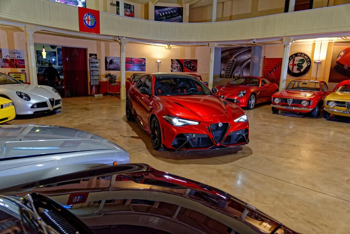 Alfa Romeo: la magia di Giulia GTAm dal vivo con foto e video (6)