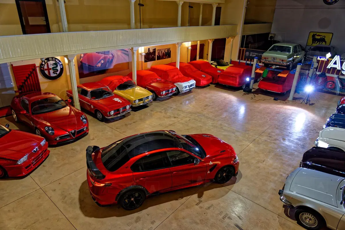 Alfa Romeo: la magia di Giulia GTAm dal vivo con foto e video