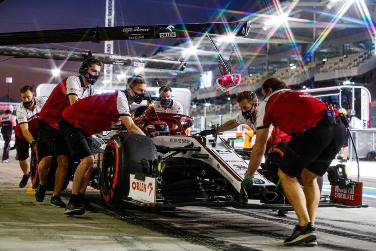 F1, GP Abu Dhabi 2020: pole per Verstappen (48)