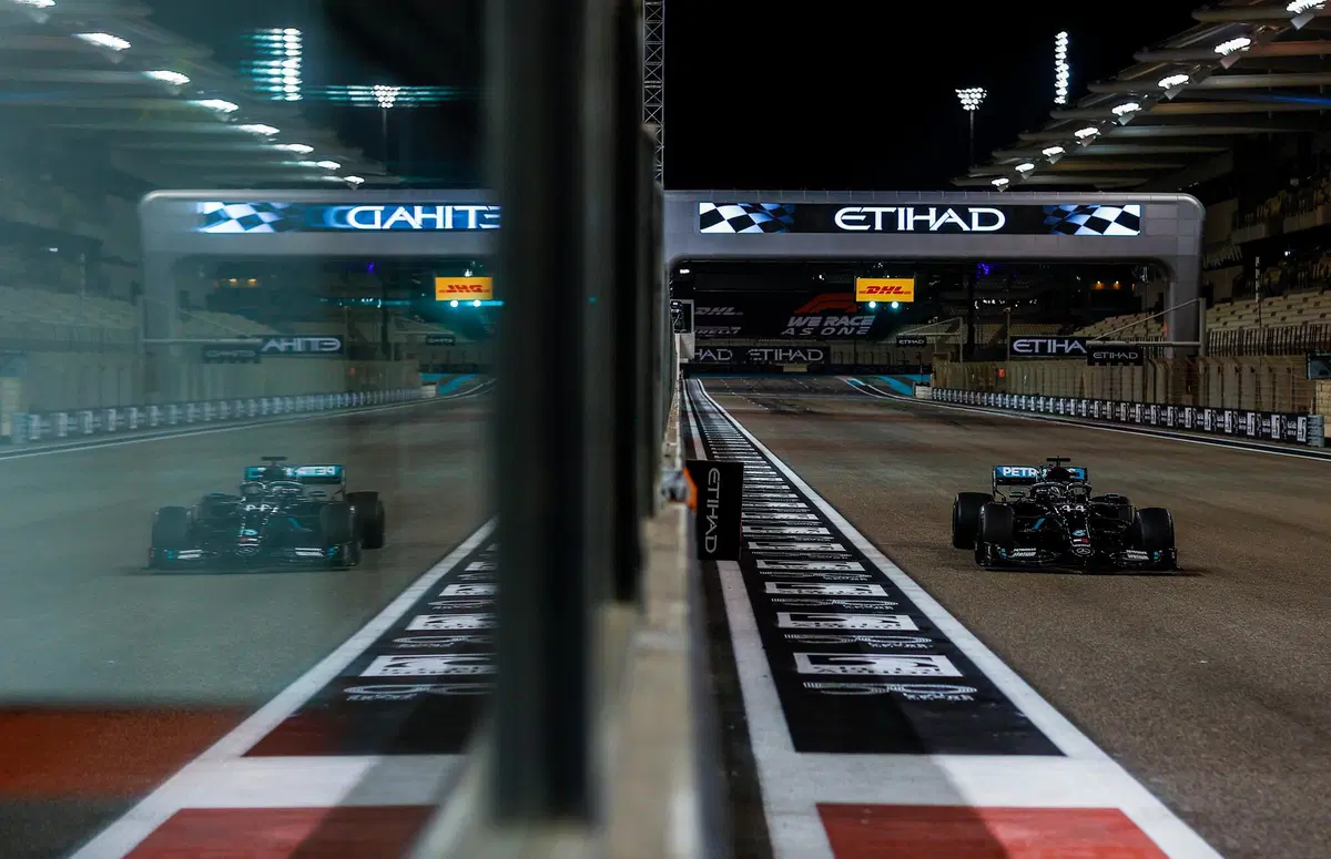F1, GP Abu Dhabi 2020: Verstappen, una pole più politica che sportiva (3)