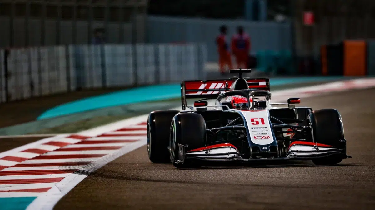 F1, GP Abu Dhabi 2020: Verstappen, una pole più politica che sportiva (54)