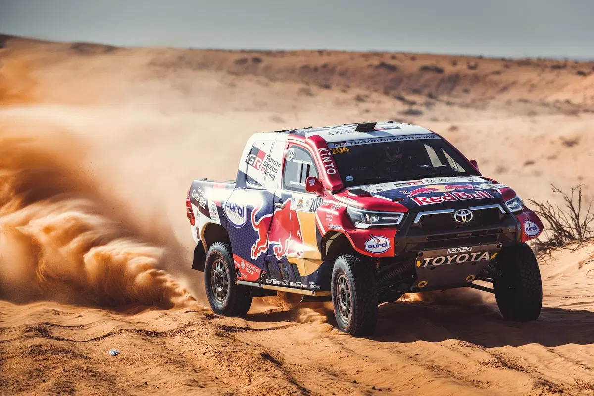 Hail Rally. Al Attiyah, “Toy”, e Van Beveren, “Yam”, vincono Baja 1! (7)