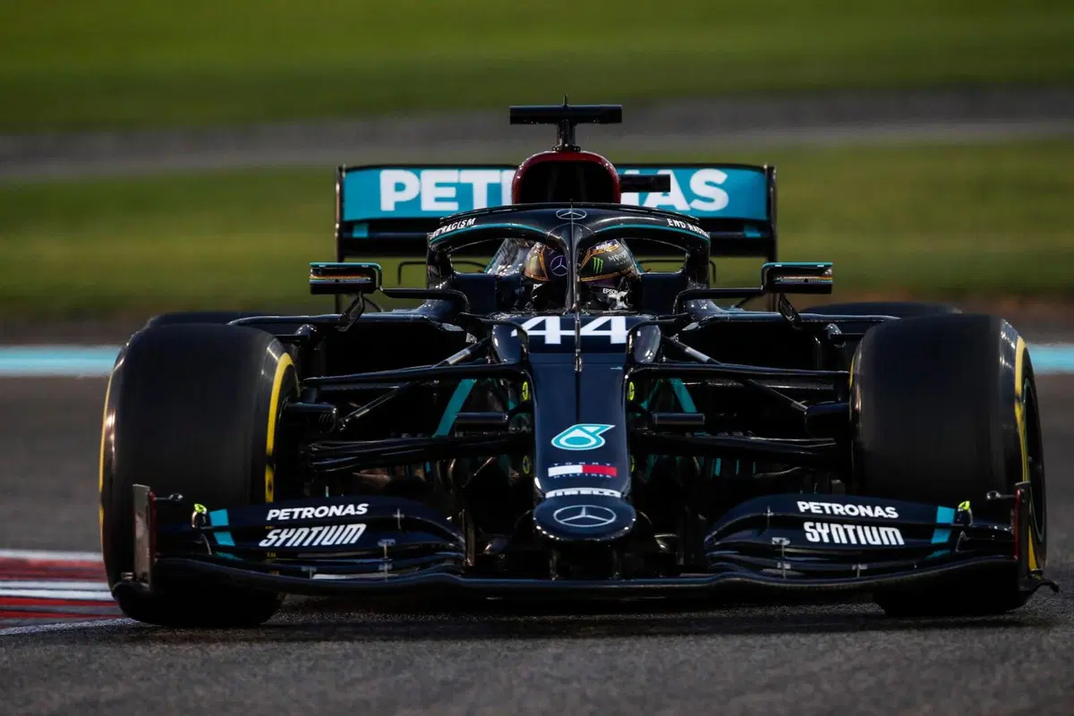 F1, GP Abu Dhabi 2020: vince Verstappen (12)