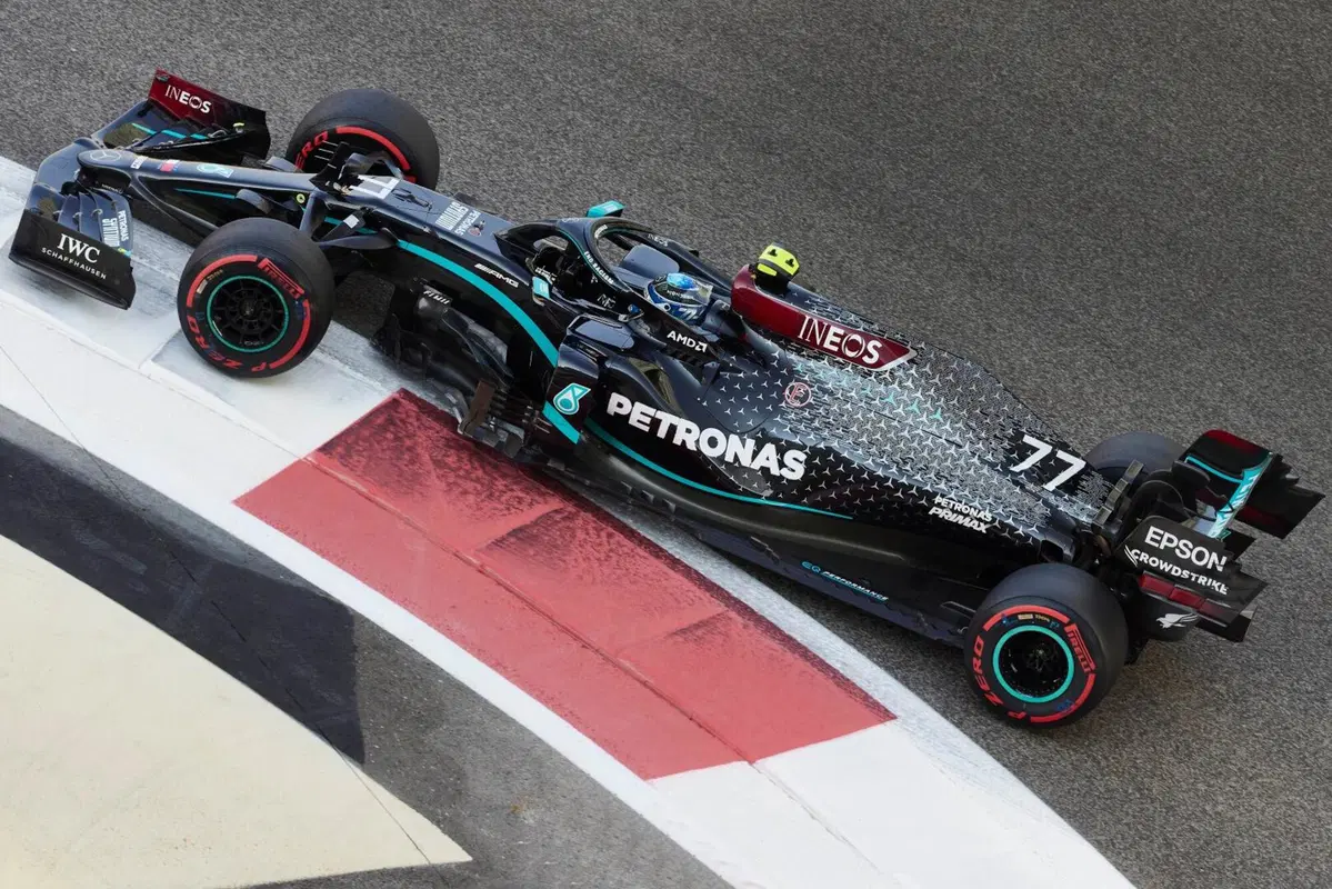 F1, GP Abu Dhabi 2020: vince Verstappen (13)